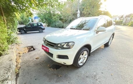 Volkswagen Touareg III, 2013 год, 2 350 000 рублей, 1 фотография