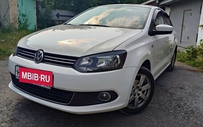 Volkswagen Polo VI (EU Market), 2012 год, 977 777 рублей, 1 фотография