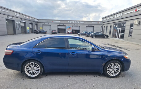 Toyota Camry, 2007 год, 690 000 рублей, 2 фотография