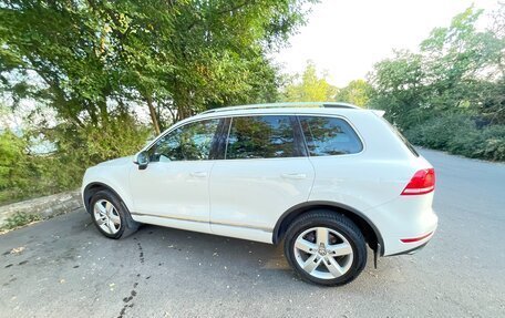 Volkswagen Touareg III, 2013 год, 2 350 000 рублей, 3 фотография