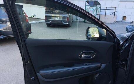 Honda Vezel, 2014 год, 1 520 000 рублей, 18 фотография