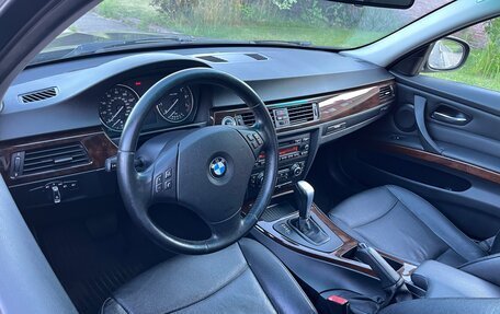 BMW 3 серия, 2011 год, 1 450 000 рублей, 27 фотография