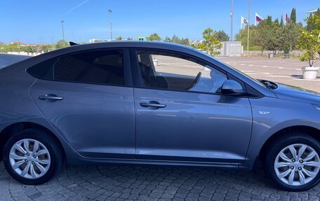 Hyundai Solaris II рестайлинг, 2018 год, 1 150 000 рублей, 4 фотография