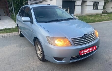 Toyota Corolla, 2004 год, 470 000 рублей, 2 фотография