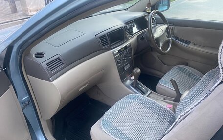 Toyota Corolla, 2004 год, 470 000 рублей, 4 фотография