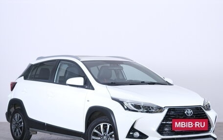 Toyota Yaris XP150 рестайлинг, 2020 год, 1 579 000 рублей, 2 фотография