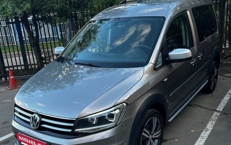 Volkswagen Caddy IV, 2020 год, 2 535 000 рублей, 2 фотография