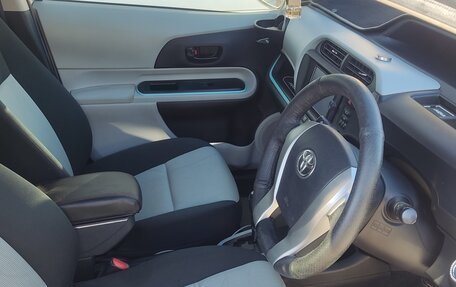 Toyota Aqua I, 2013 год, 950 000 рублей, 7 фотография
