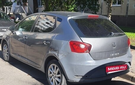 SEAT Ibiza IV рестайлинг 2, 2012 год, 450 000 рублей, 4 фотография