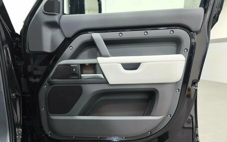 Land Rover Defender II, 2026 год, 13 990 000 рублей, 20 фотография