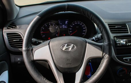 Hyundai Solaris II рестайлинг, 2013 год, 1 370 000 рублей, 12 фотография