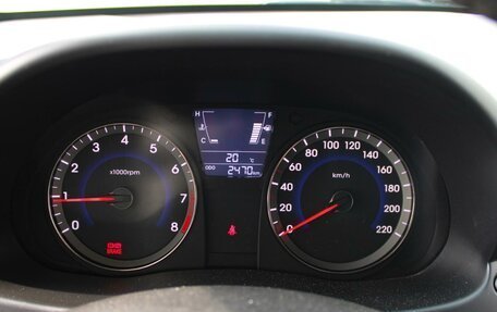 Hyundai Solaris II рестайлинг, 2013 год, 1 370 000 рублей, 13 фотография
