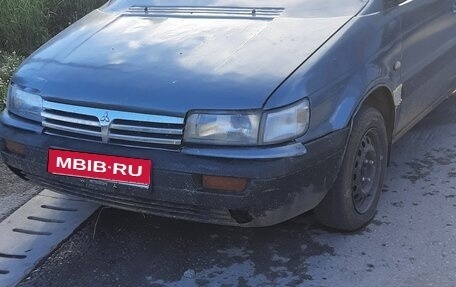 Mitsubishi Space Wagon III, 1993 год, 80 000 рублей, 1 фотография