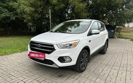 Ford Kuga III, 2017 год, 1 290 000 рублей, 6 фотография