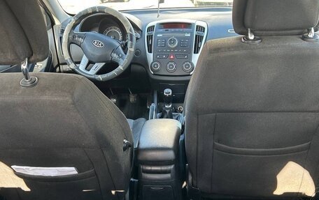 KIA cee'd I рестайлинг, 2010 год, 285 000 рублей, 8 фотография