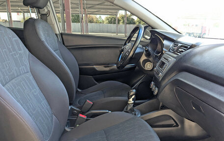 KIA Rio III рестайлинг, 2015 год, 690 000 рублей, 10 фотография
