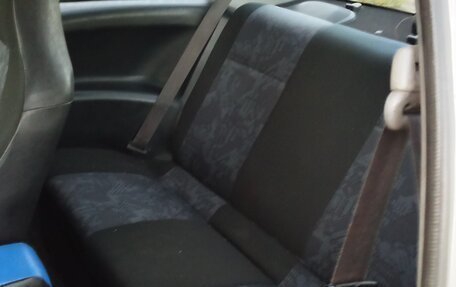 Mitsubishi Mirage VI рестайлинг, 2001 год, 120 000 рублей, 6 фотография