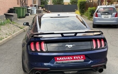 Ford Mustang VI рестайлинг, 2020 год, 3 400 000 рублей, 26 фотография