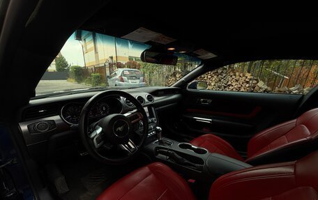 Ford Mustang VI рестайлинг, 2020 год, 3 400 000 рублей, 30 фотография