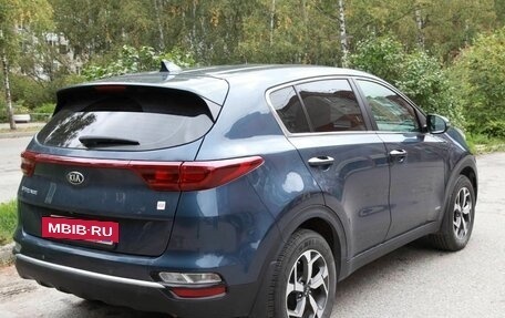 KIA Sportage IV рестайлинг, 2020 год, 2 500 000 рублей, 7 фотография