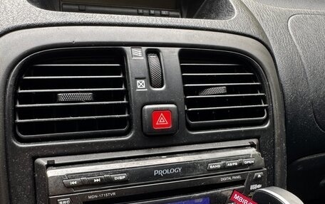 Mitsubishi Carisma I, 2003 год, 200 000 рублей, 18 фотография