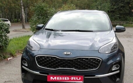 KIA Sportage IV рестайлинг, 2020 год, 2 500 000 рублей, 3 фотография