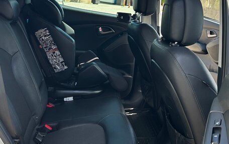Hyundai ix35 I рестайлинг, 2015 год, 1 200 000 рублей, 10 фотография