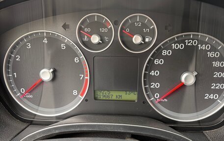 Ford Focus II рестайлинг, 2006 год, 295 000 рублей, 23 фотография