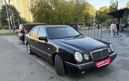Mercedes-Benz E-Класс, 1998 год, 560 000 рублей, 13 фотография