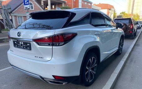 Lexus RX IV рестайлинг, 2021 год, 4 050 000 рублей, 4 фотография