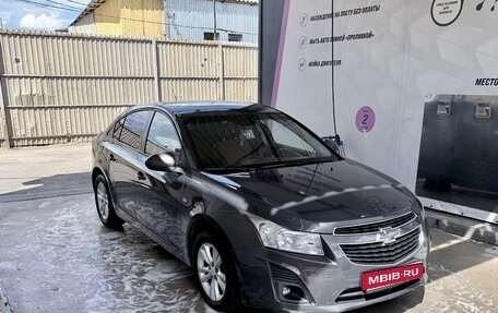 Chevrolet Cruze II, 2013 год, 800 000 рублей, 1 фотография