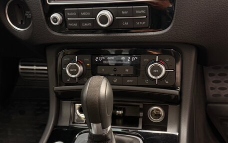 Volkswagen Touareg III, 2017 год, 2 730 000 рублей, 9 фотография