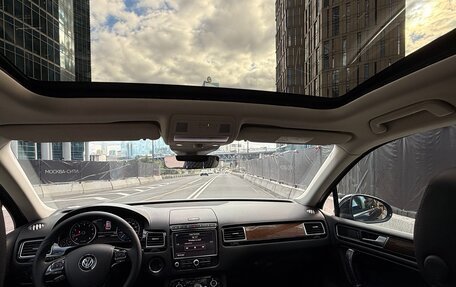 Volkswagen Touareg III, 2017 год, 2 730 000 рублей, 13 фотография
