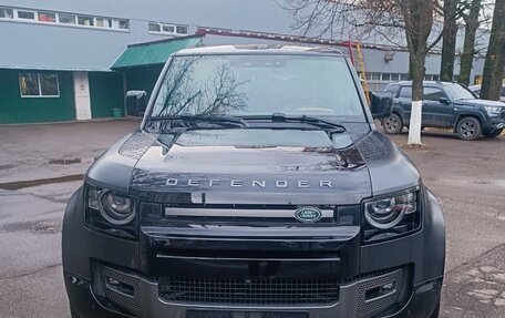 Land Rover Defender II, 2023 год, 18 000 000 рублей, 2 фотография