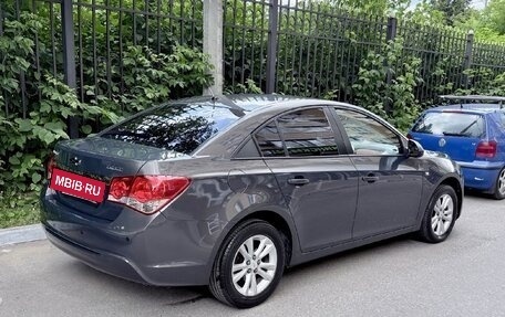 Chevrolet Cruze II, 2013 год, 800 000 рублей, 10 фотография