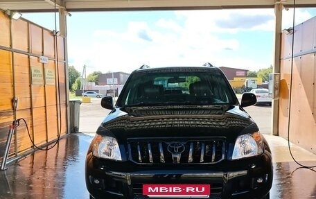 Toyota Land Cruiser Prado 120 рестайлинг, 2005 год, 1 500 000 рублей, 5 фотография