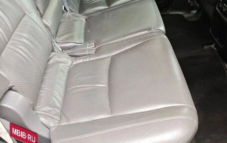 Toyota Land Cruiser Prado 120 рестайлинг, 2005 год, 1 500 000 рублей, 16 фотография