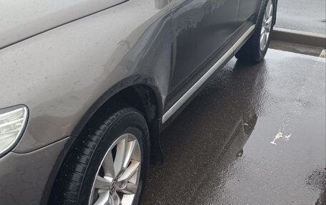 Volkswagen Touareg III, 2007 год, 1 150 000 рублей, 2 фотография