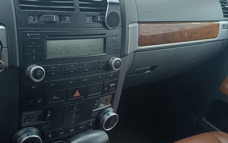 Volkswagen Touareg III, 2007 год, 1 150 000 рублей, 12 фотография