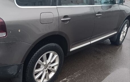 Volkswagen Touareg III, 2007 год, 1 150 000 рублей, 18 фотография