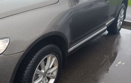 Volkswagen Touareg III, 2007 год, 1 150 000 рублей, 22 фотография