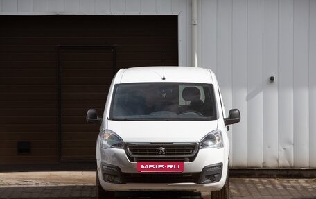 Peugeot Partner II рестайлинг 2, 2022 год, 2 190 000 рублей, 5 фотография