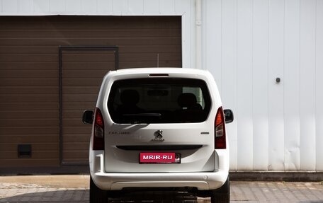 Peugeot Partner II рестайлинг 2, 2022 год, 2 190 000 рублей, 2 фотография