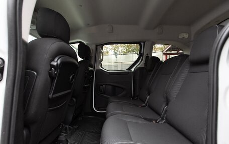Peugeot Partner II рестайлинг 2, 2022 год, 2 190 000 рублей, 15 фотография