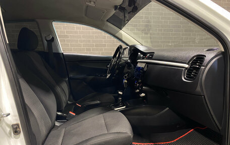 KIA Rio IV, 2018 год, 1 090 000 рублей, 7 фотография