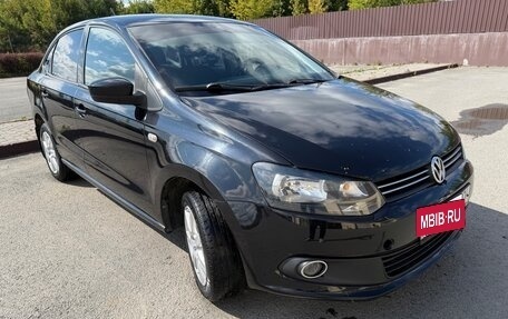 Volkswagen Polo VI (EU Market), 2012 год, 860 000 рублей, 2 фотография