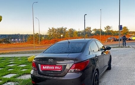 Hyundai Solaris II рестайлинг, 2014 год, 800 000 рублей, 2 фотография
