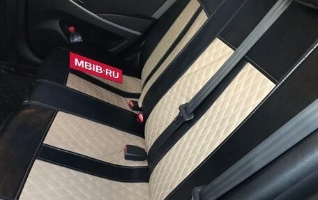 Hyundai Solaris II рестайлинг, 2014 год, 800 000 рублей, 6 фотография