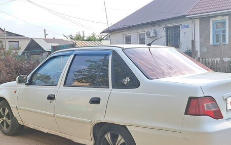Daewoo Nexia I рестайлинг, 2011 год, 115 000 рублей, 4 фотография
