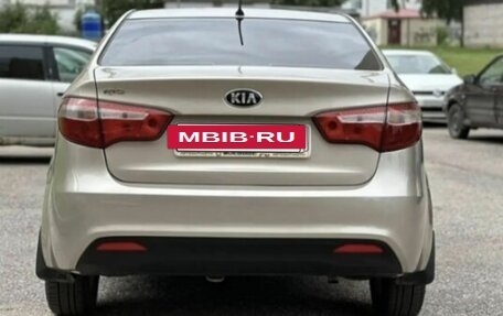 KIA Rio III рестайлинг, 2013 год, 980 000 рублей, 6 фотография